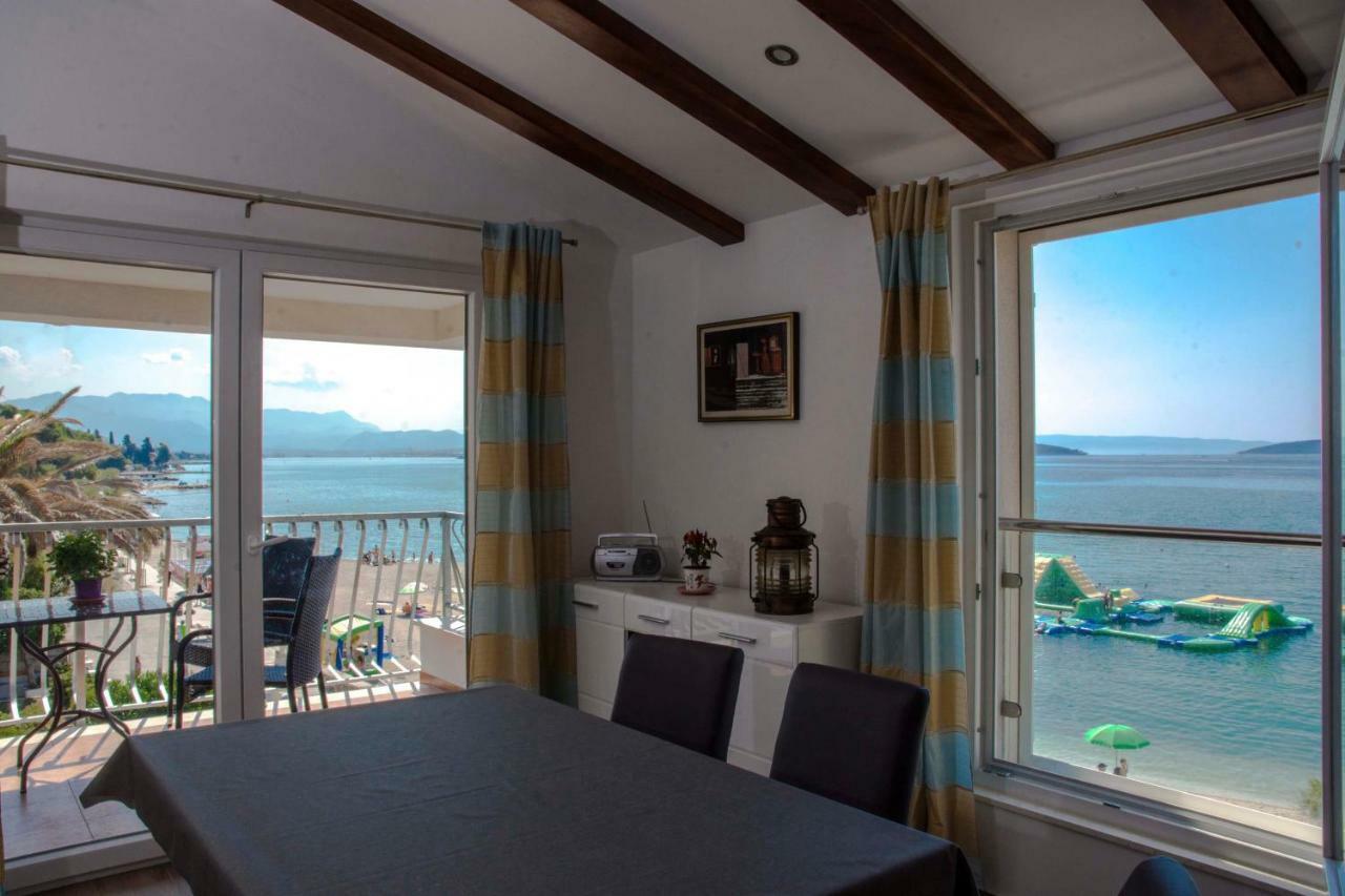Beachfront Apartments Don Kaštela Exterior foto