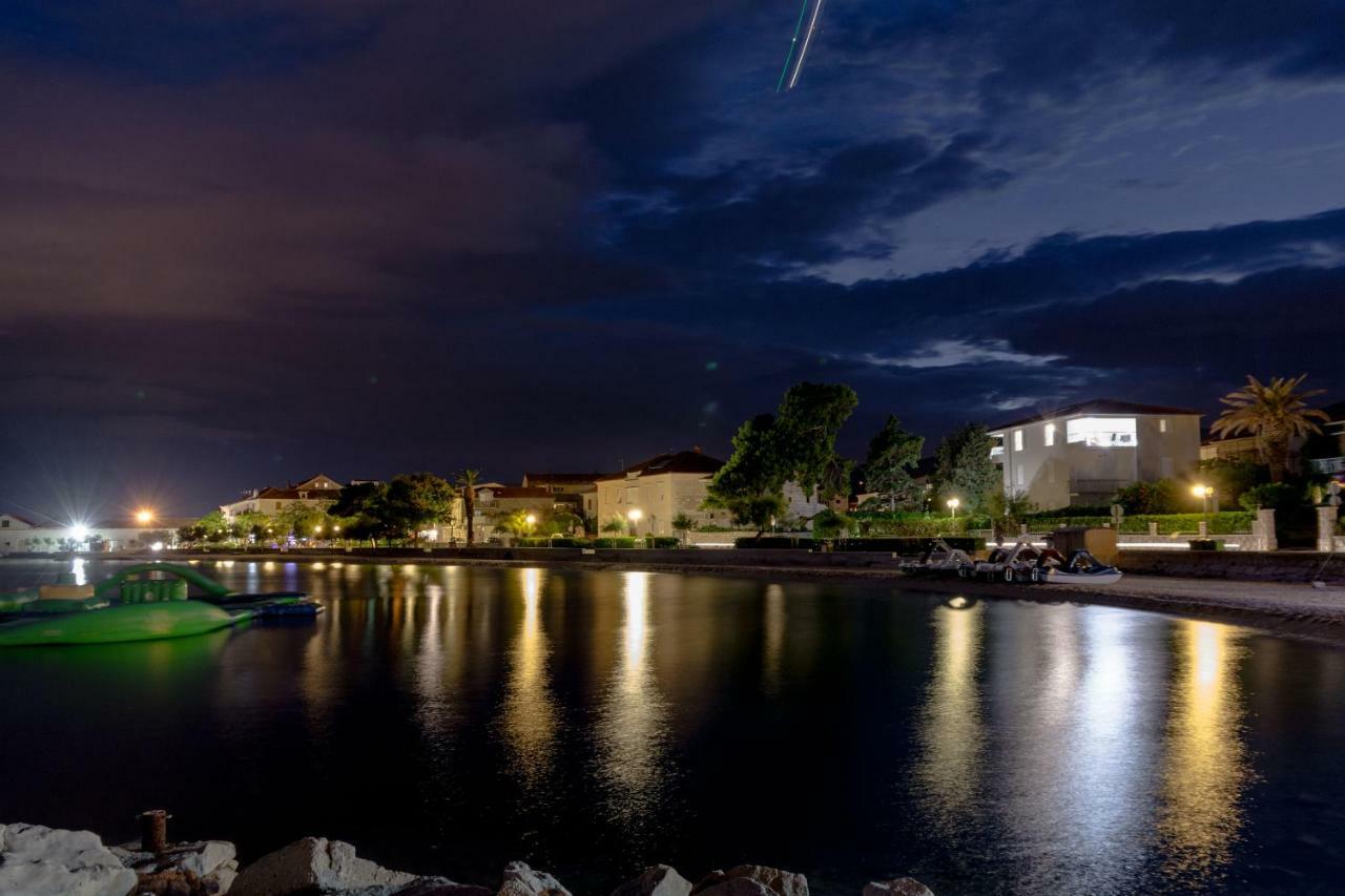 Beachfront Apartments Don Kaštela Exterior foto